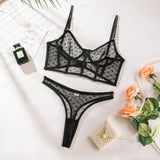Ensemble de lingerie en dentelle noire