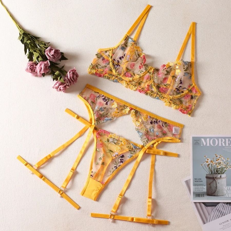 Ensemble porte-jarretelle jaune en dentelle fleurie