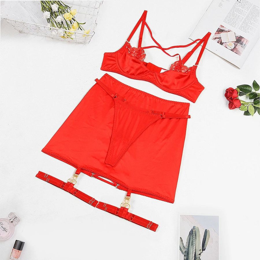 Ensemble de lingerie jupe porte-jarretelle en satin