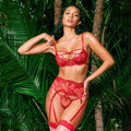 Ensemble porte-jarretelle coquin en dentelle rouge