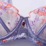 Ensemble porte-jarretelle violet en dentelle retro