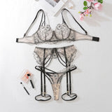 Ensemble porte-jarretelle en dentelle noir ultra sexy