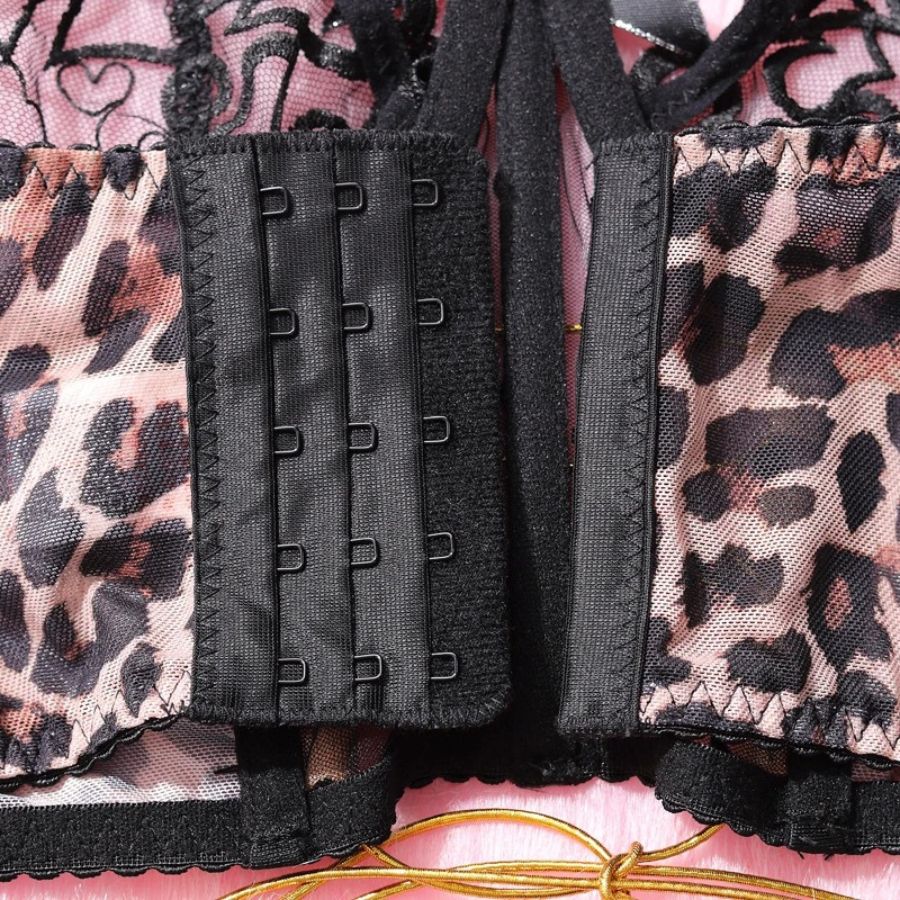 Ensemble de lingerie bustier léopard et dentelle