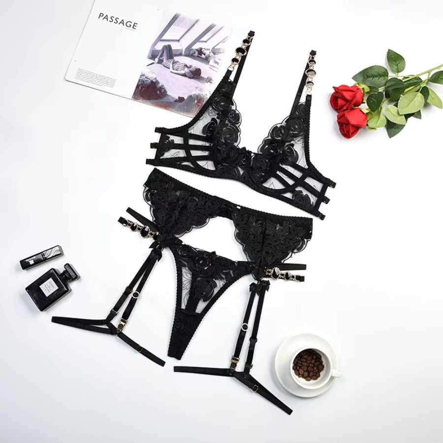 Ensemble de lingerie porte-jarretelle en dentelle noir