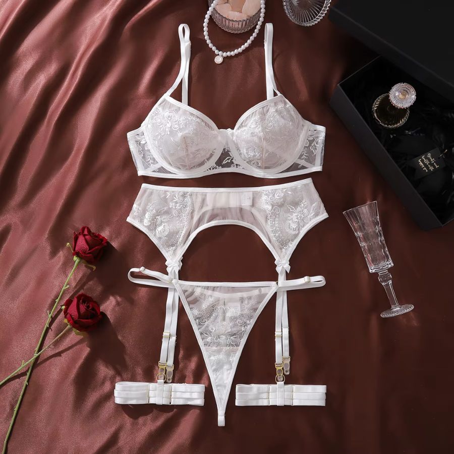 Ensemble porte-jarretelle en dentelle blanc pas cher