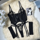Guêpière en dentelle noir fleurie