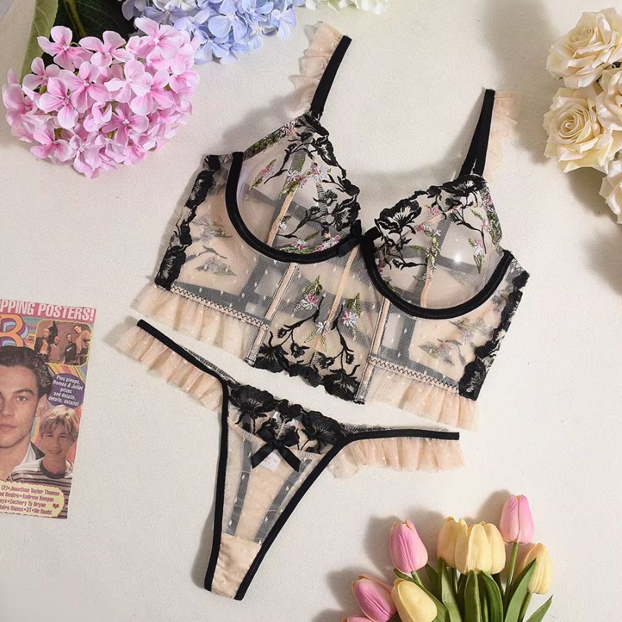 Ensemble bustier sexy deux pièces en dentelle beige