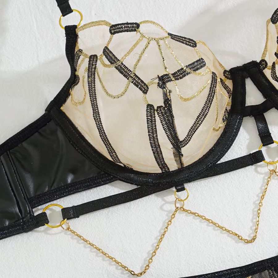 Ensemble porte-jarretelle transparent avec chaîne