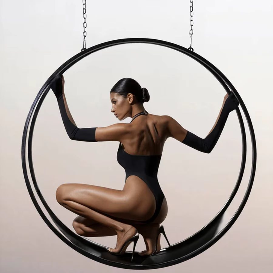 Body transparent noir avec gants