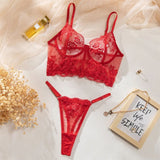 Ensemble de lingerie sexy en dentelle rouge