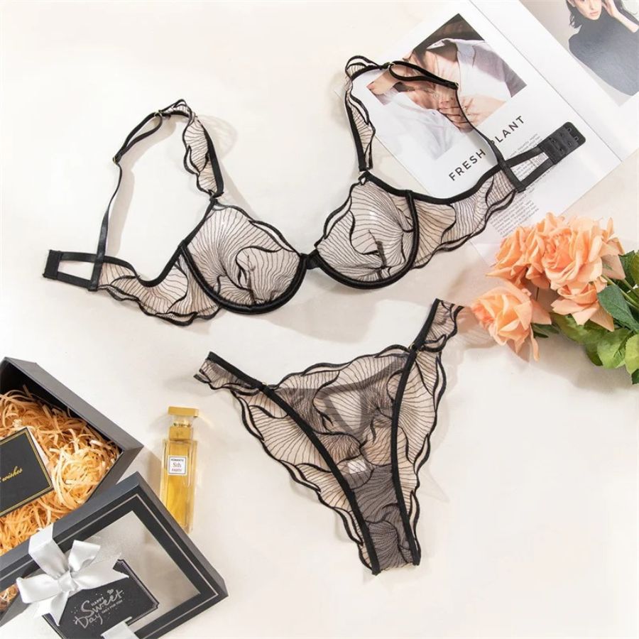 Ensemble de lingerie deux pièces noir transparent