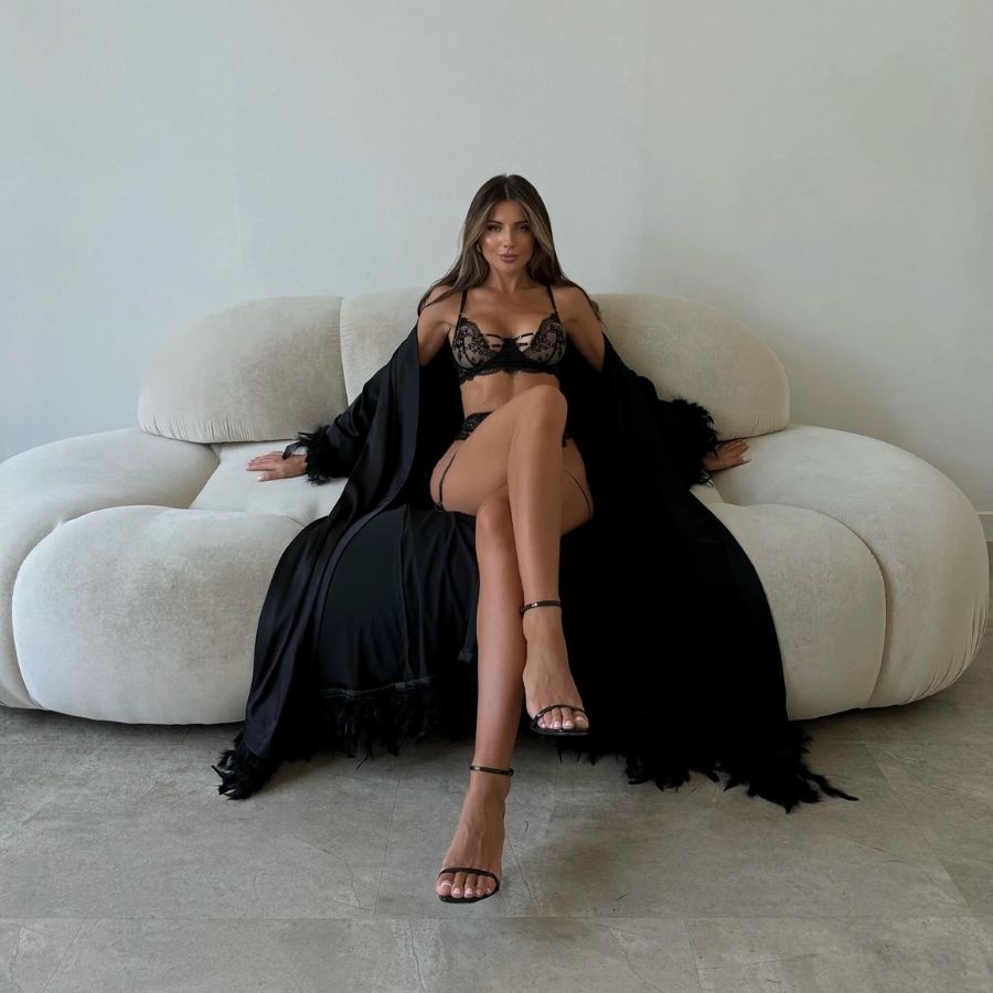 Ensemble porte-jarretelle en dentelle noir érotique