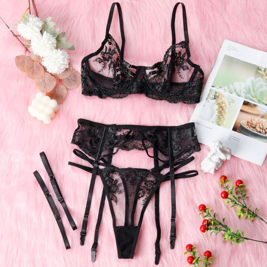 Ensemble porte-jarretelle en dentelle noir érotique