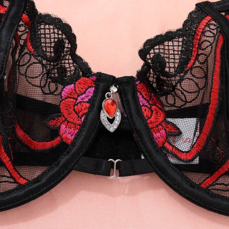 Ensemble porte-jarretelle en dentelle noir et rouge